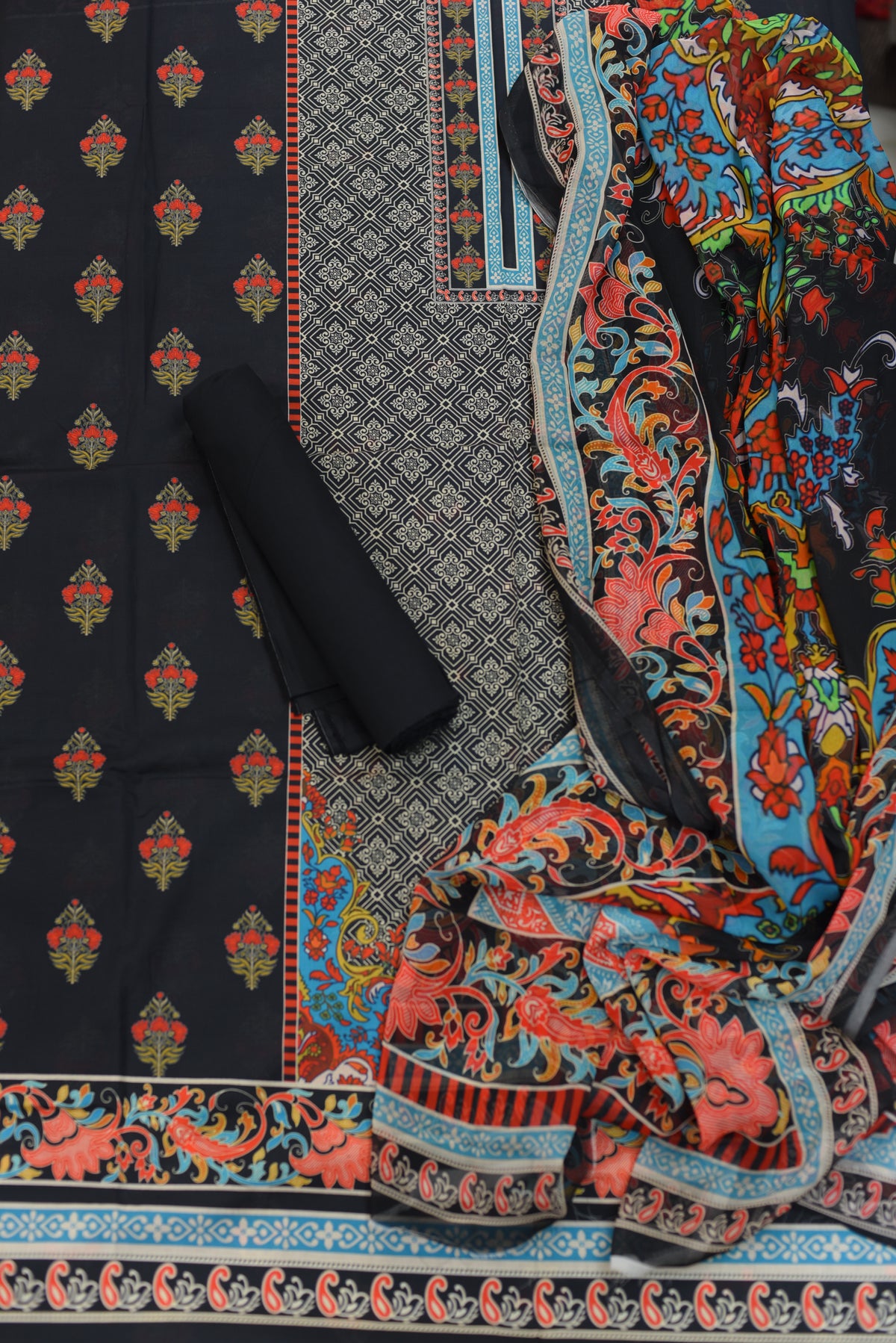 3-PC Unstitched Printed Lawn Suit Chiffon Dupatta | PC-8