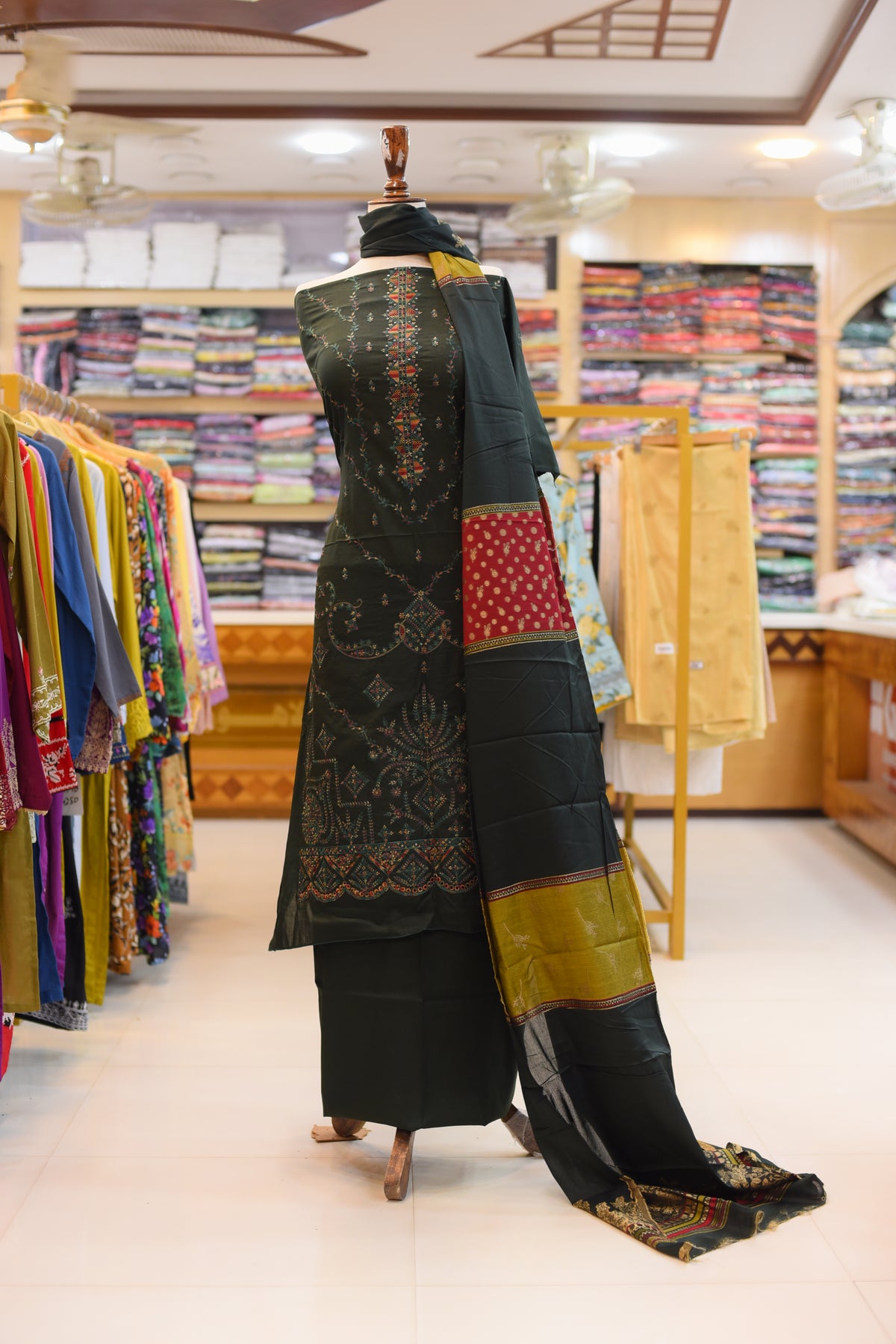 3-PC Unstitched Embroidered Lawn | BN-5