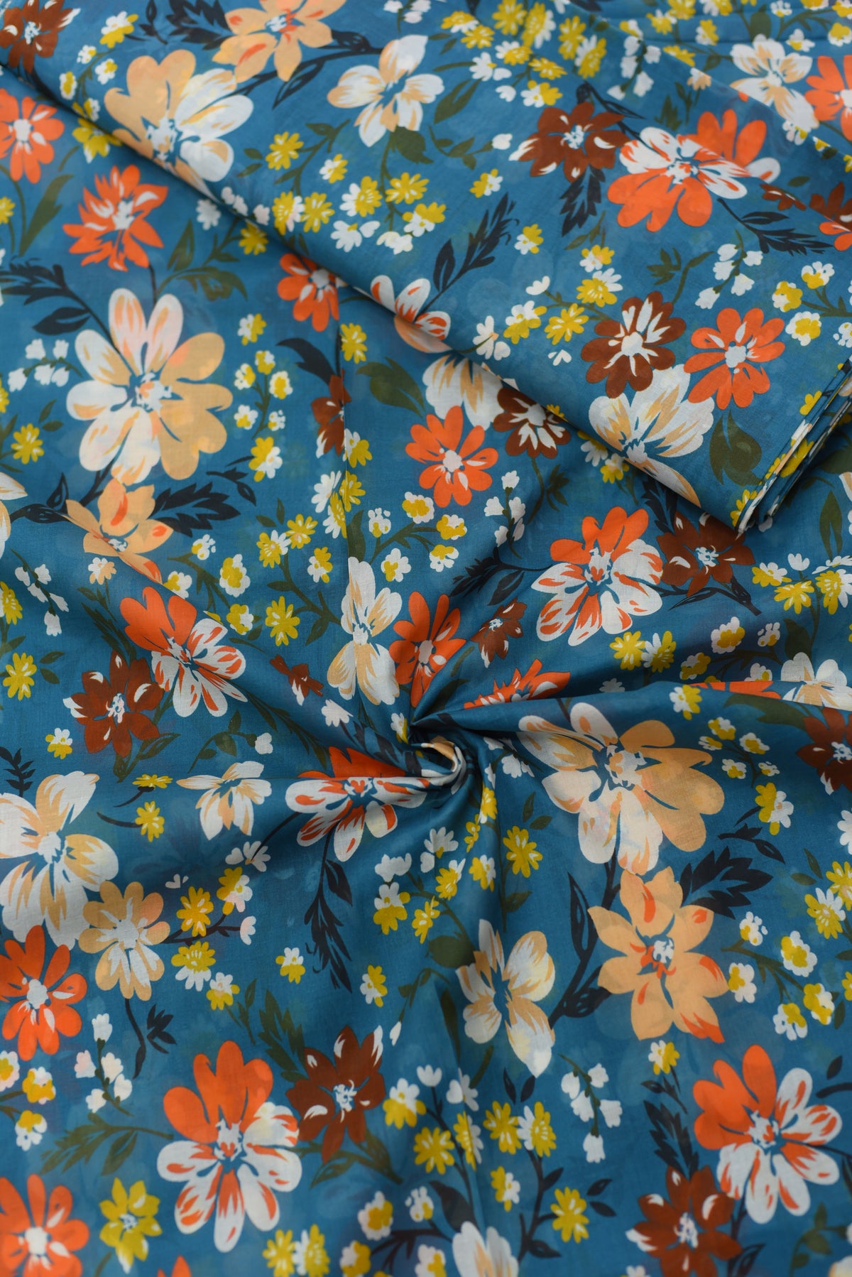 2Pc Unstitched Ladies Suit - Printed Lawn Summer Collection - EMB 01