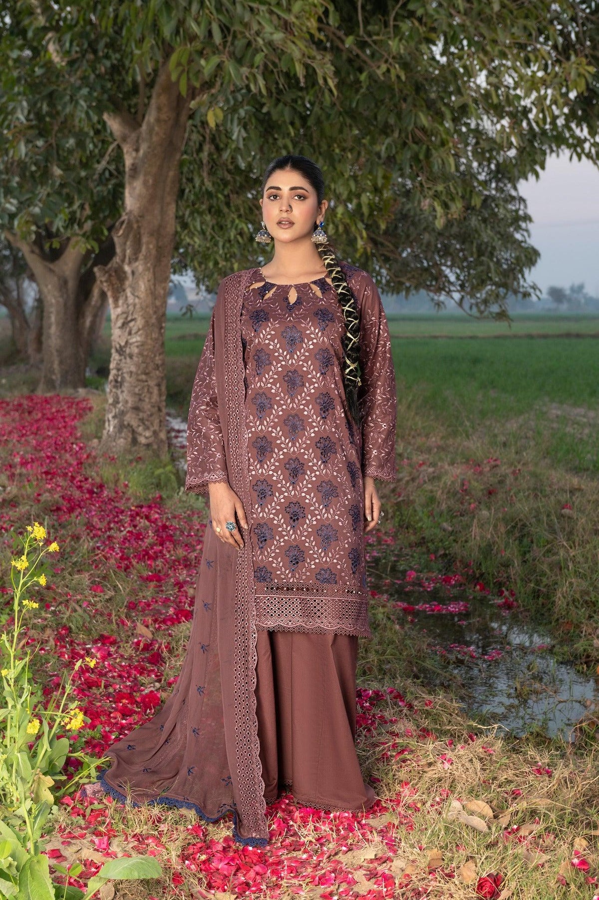4-PC Unstitched Chikankari Embroidered Lawn Sajal By Wania |  WL-67