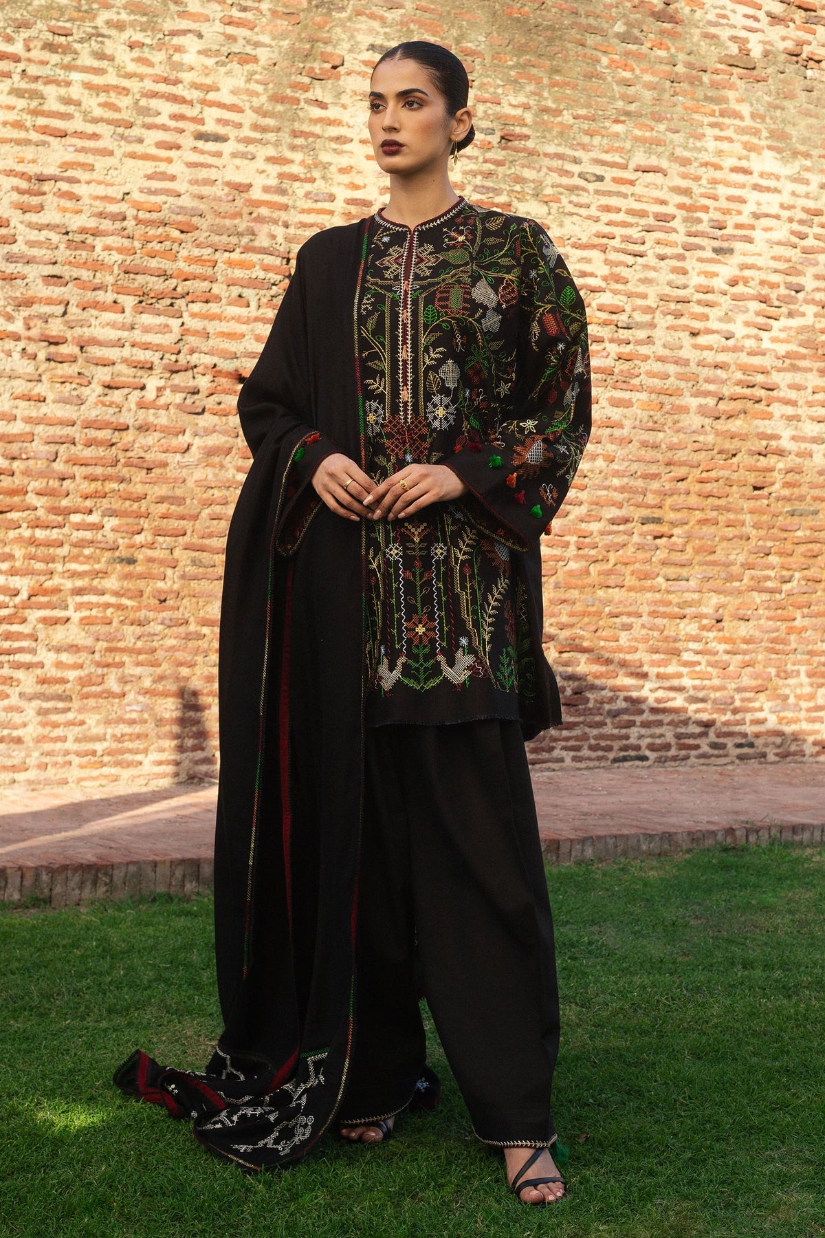 LALEH-D4 | 3Pc Unstitched Suit Winter Embroidered Khaddar By Zara Shahjahan