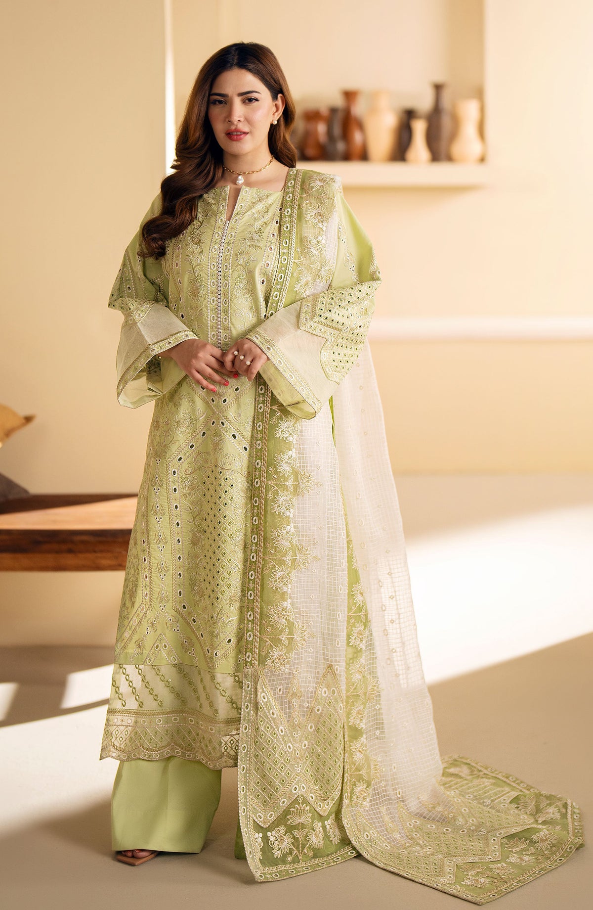 MS24-634 | Yulia | 3PC Unstitched Suit Luxury Lawn Eid ul Azha By Maryum & Maria