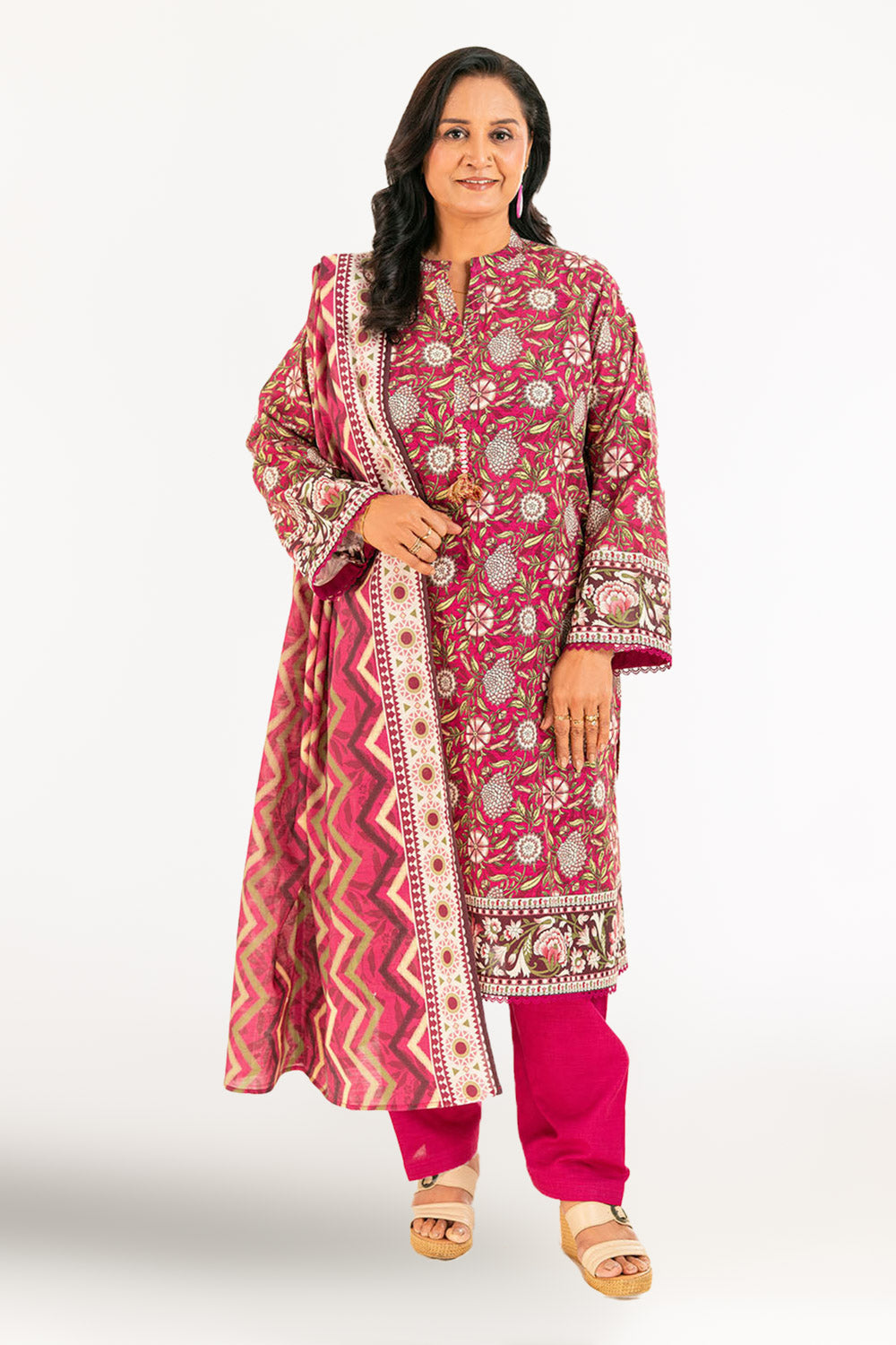 3 Piece Printed Khaddar Suit with Dupatta By Gul Ahmed