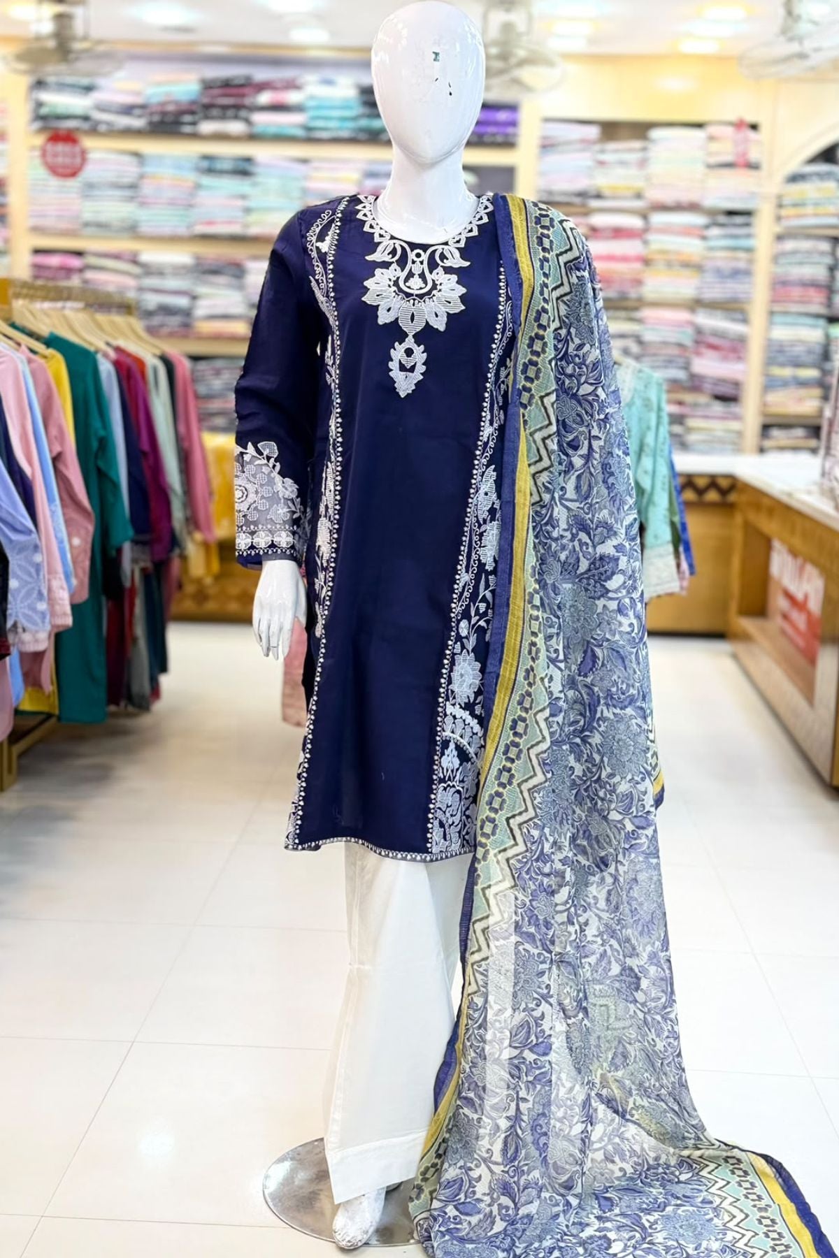 Causal lite Emb 3pc collection