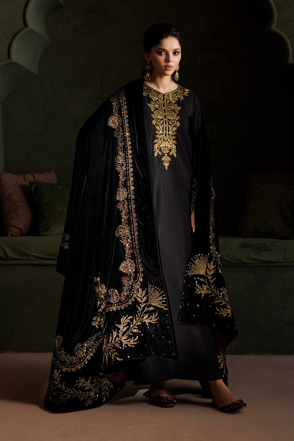Embroidered Sheesha Silk Embroidered Velvet (Stitched) By IZNIK