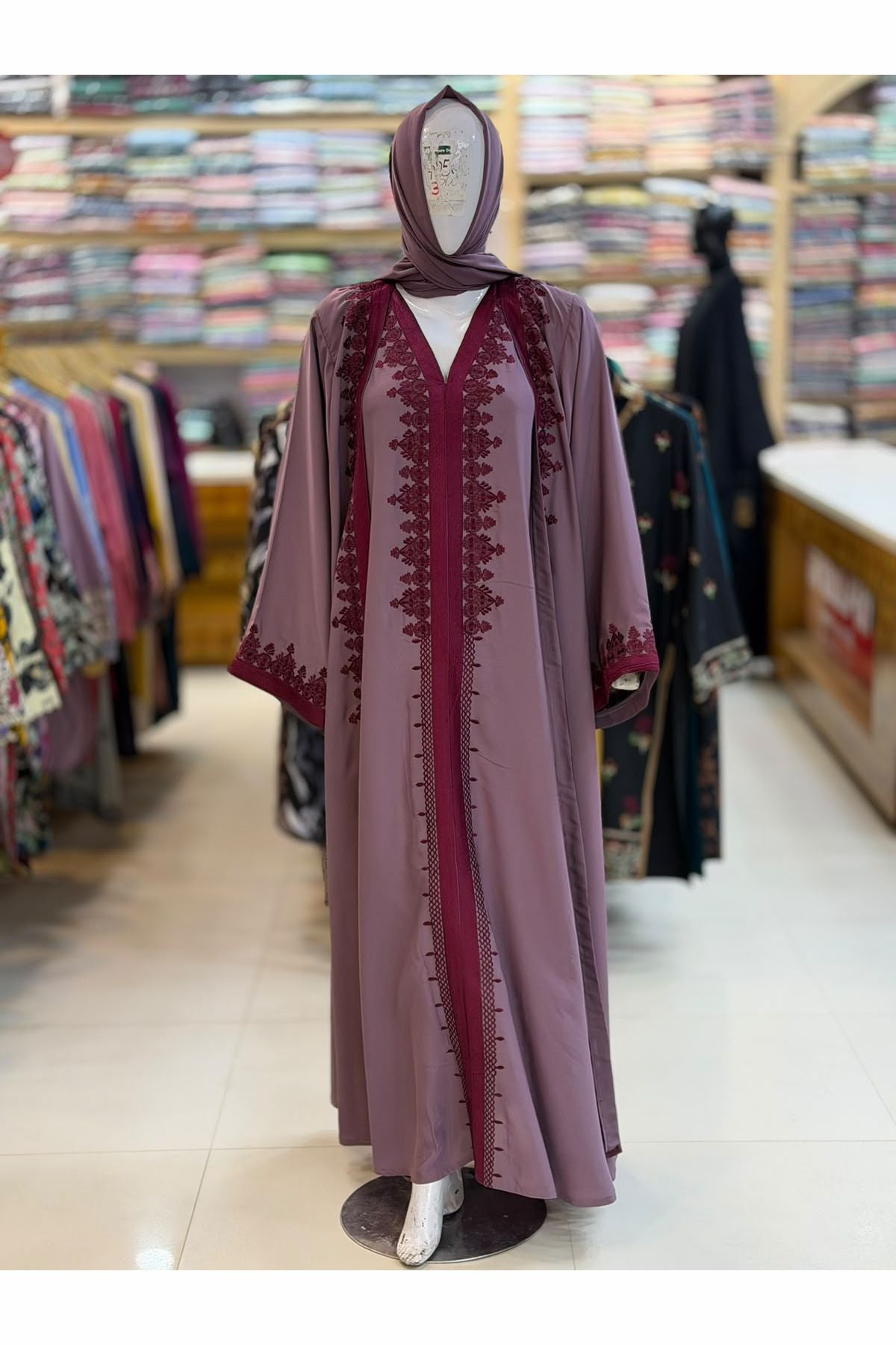 Elegant Premium Abaya – Modest Fashion Collection