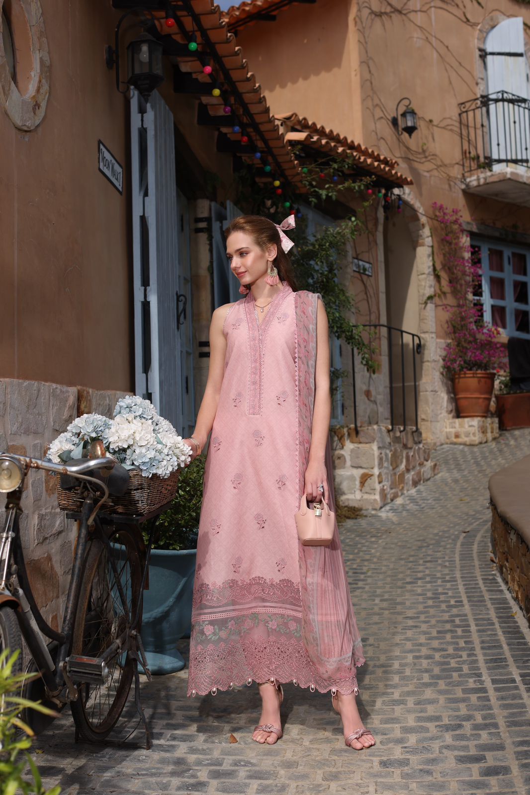 D5-A | 3Pc Unstitched Suit Embroidered Lawn Luxe Chikankaari'25 Noor By Sadia Asad