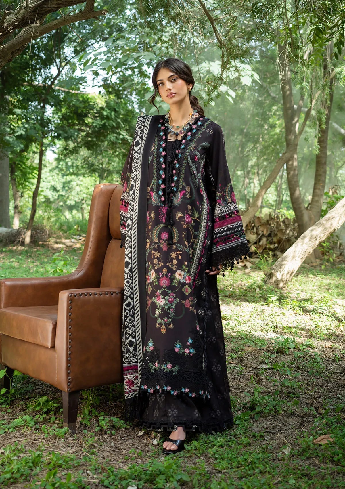 3Pc DIGITAL PRINTED SLUB KHADDAR Unstitched Suit TWILIA By Elaf Premium