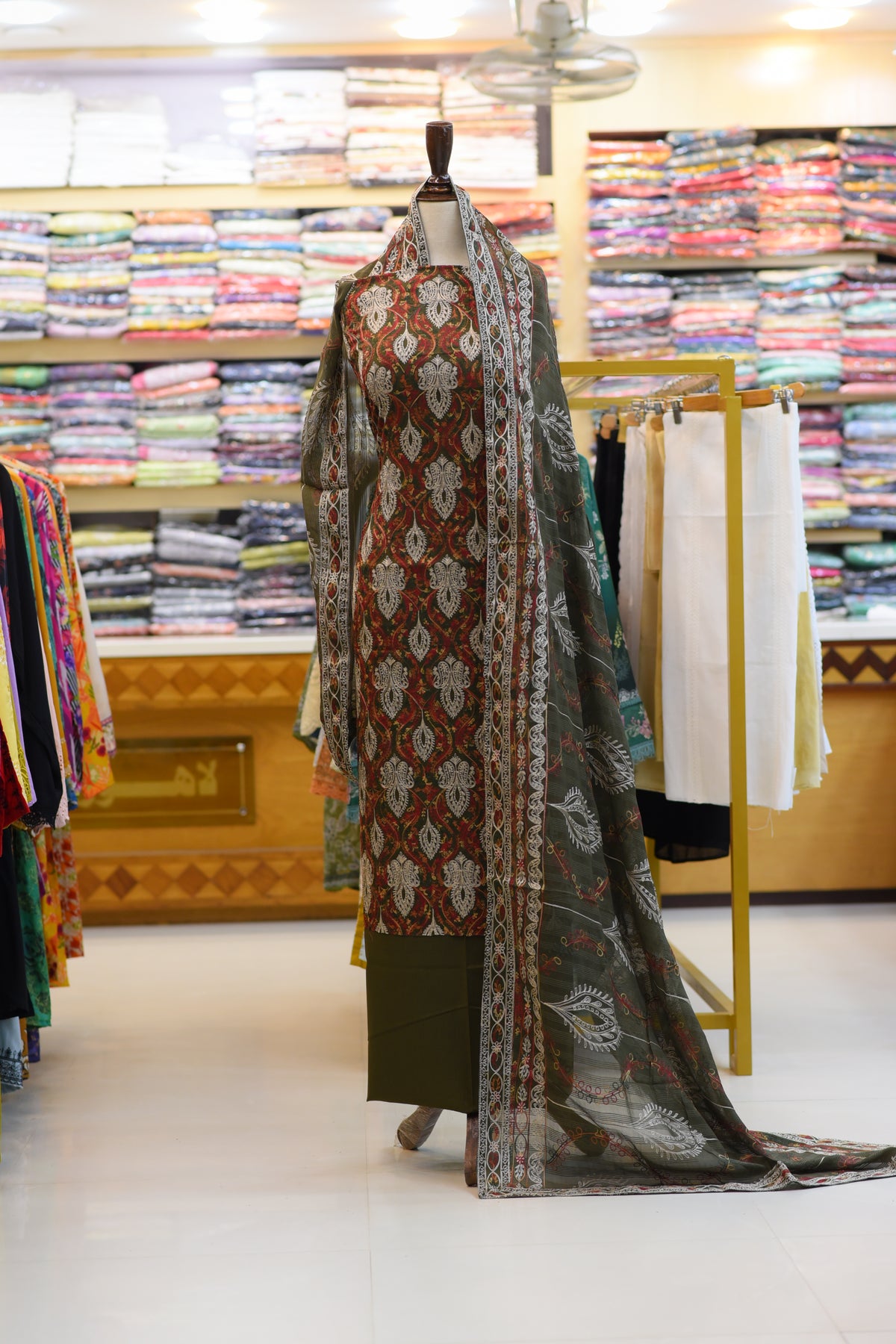 3-PC Unstitched Embroidered Lawn With Printed Banarsi & Chiffon Dupatta | BC-4