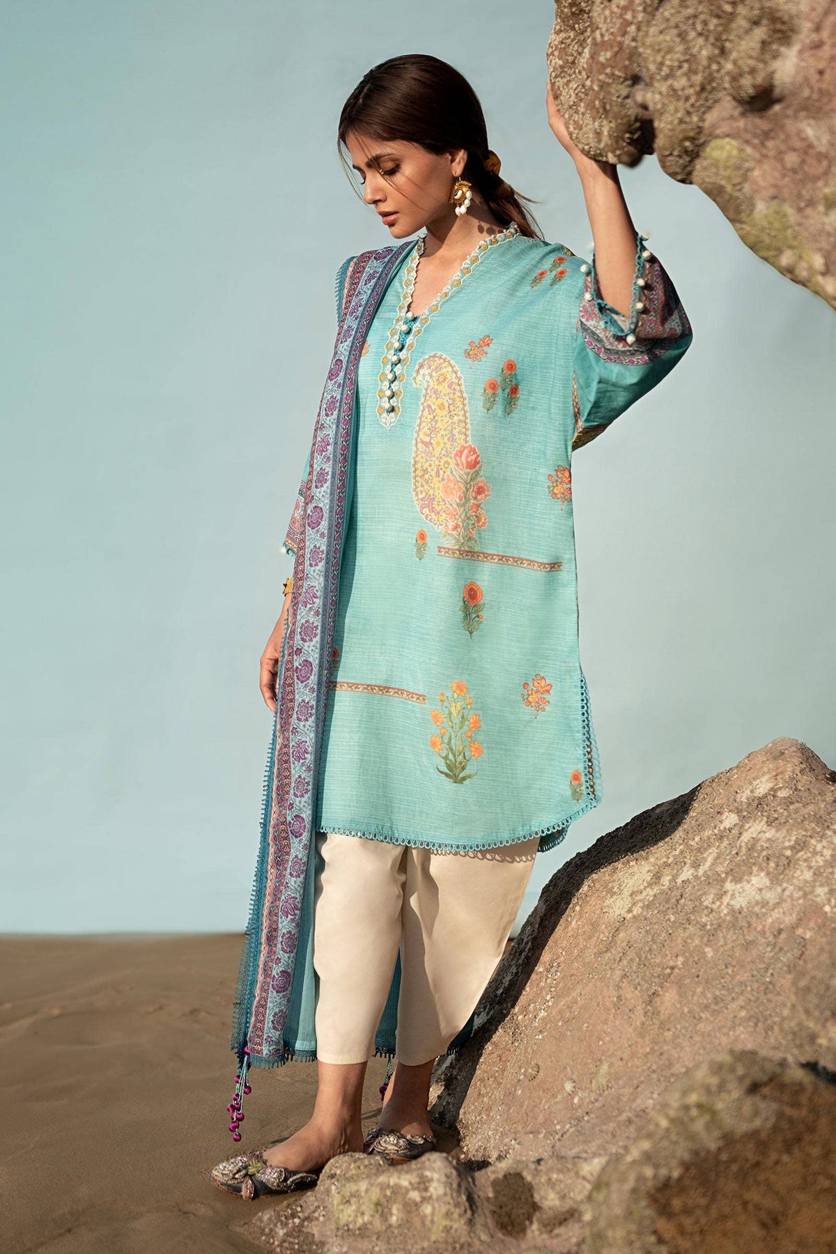 H241-22B- 3Pc - Unstitched Fabric Mahay Lawn By Sana Safinaz