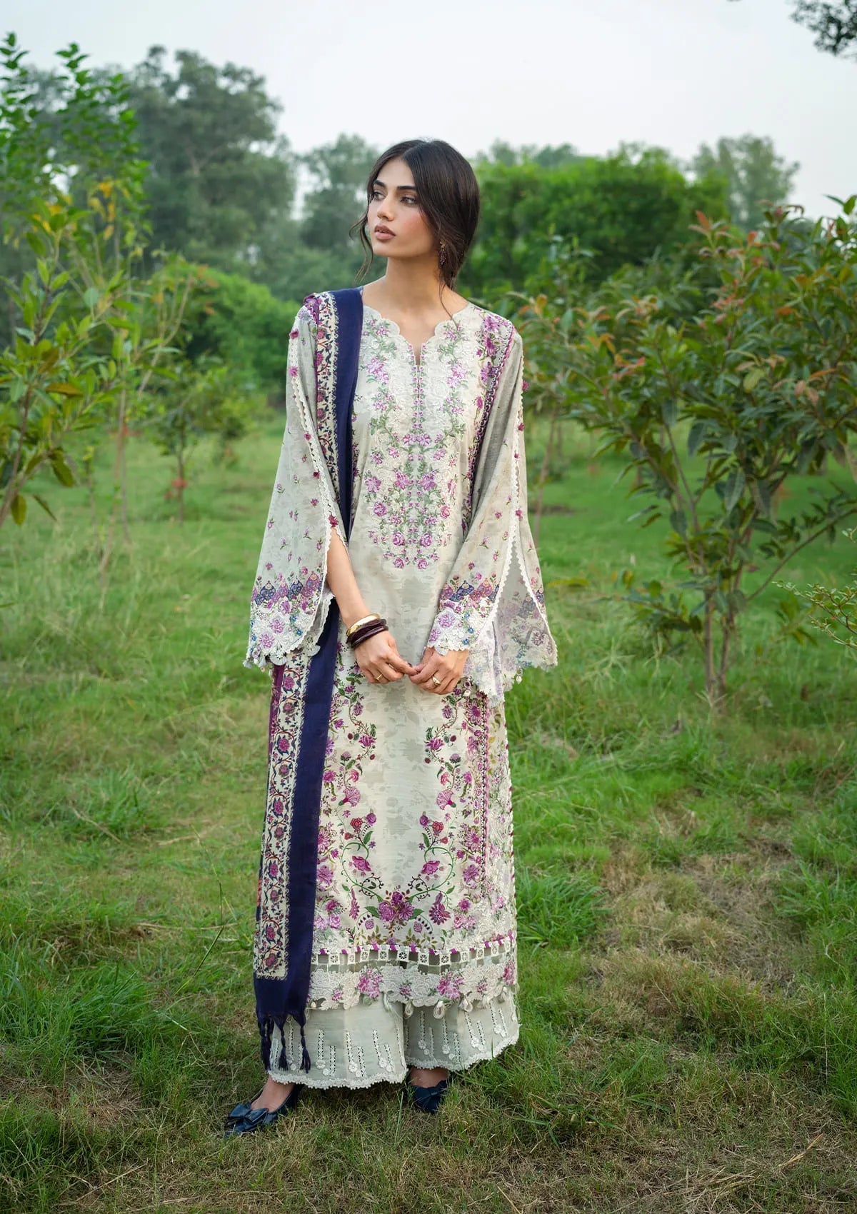 3Pc DIGITAL PRINTED SLUB KHADDAR Unstitched Suit ROAM By Elaf Premium